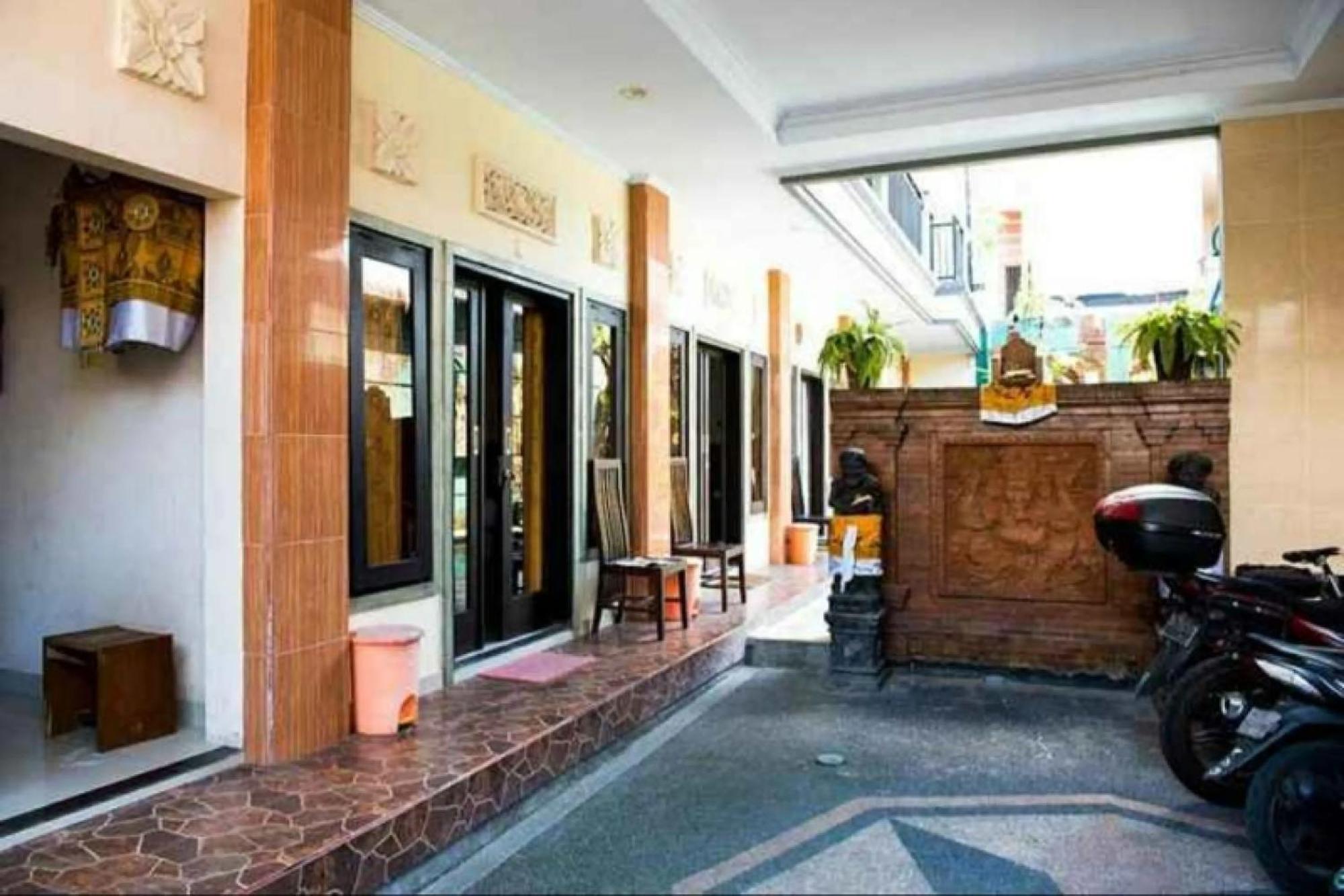 โอโย แฟล็กชิป 91062 อันตารา ซันเซ็ตโร้ด Hotel เลอกีอัน ภายนอก รูปภาพ