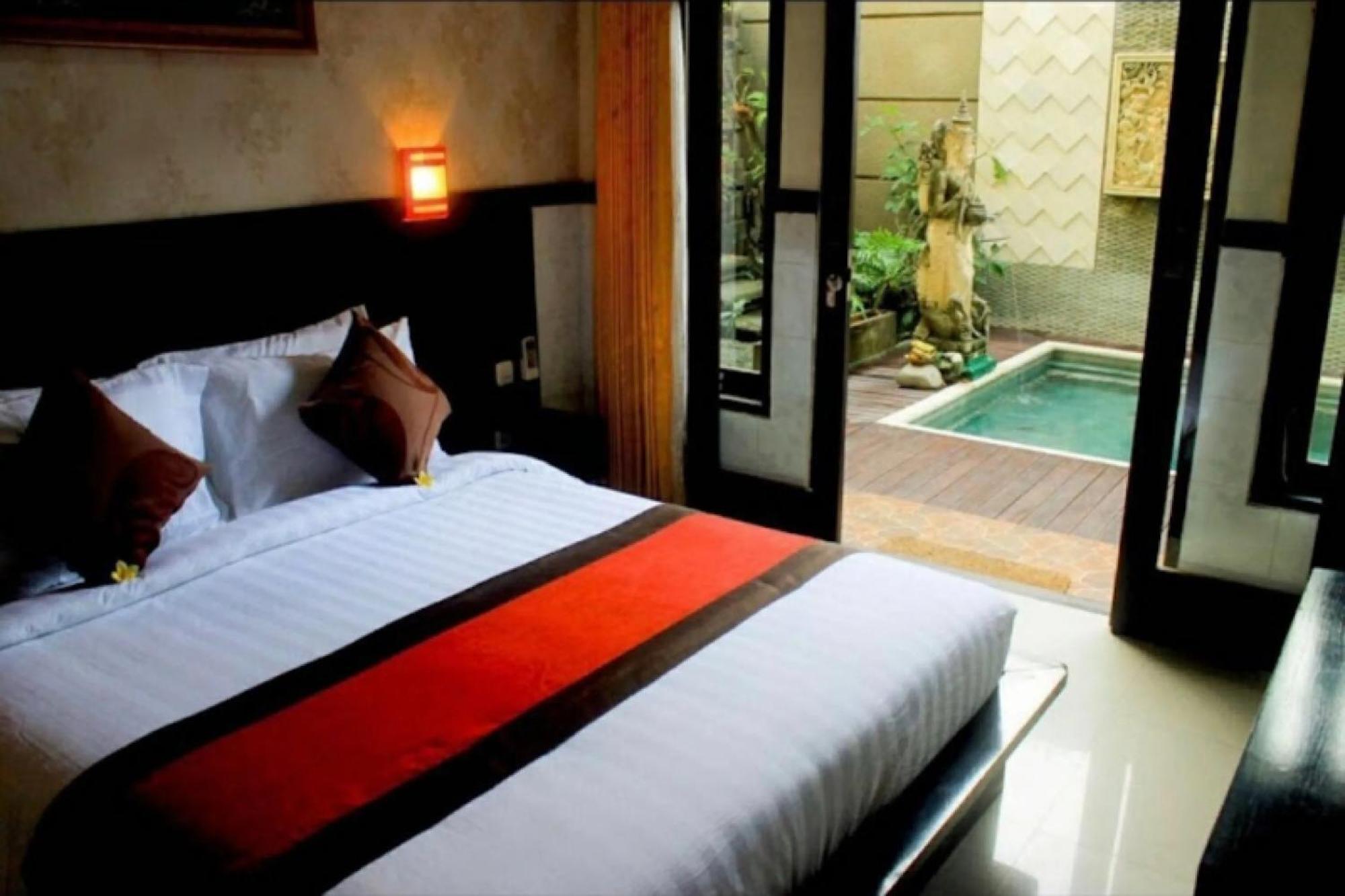 โอโย แฟล็กชิป 91062 อันตารา ซันเซ็ตโร้ด Hotel เลอกีอัน ภายนอก รูปภาพ